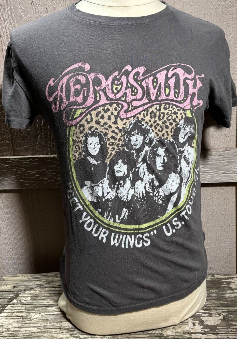 Aerosmith get your wings Grey T-Shirt Size Medium rock band shirt